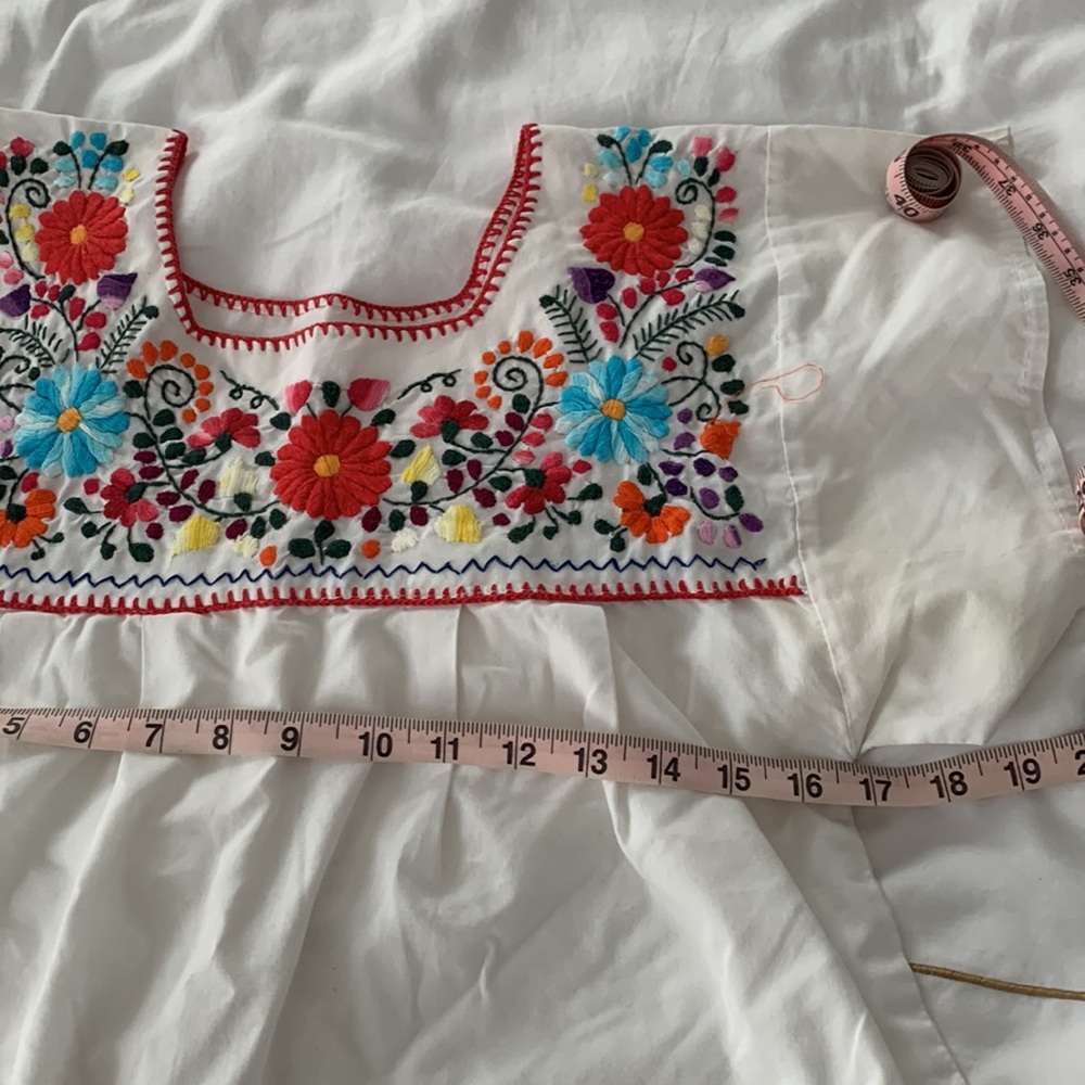 Mexican Embroidered Top White - Picture 5 of 10